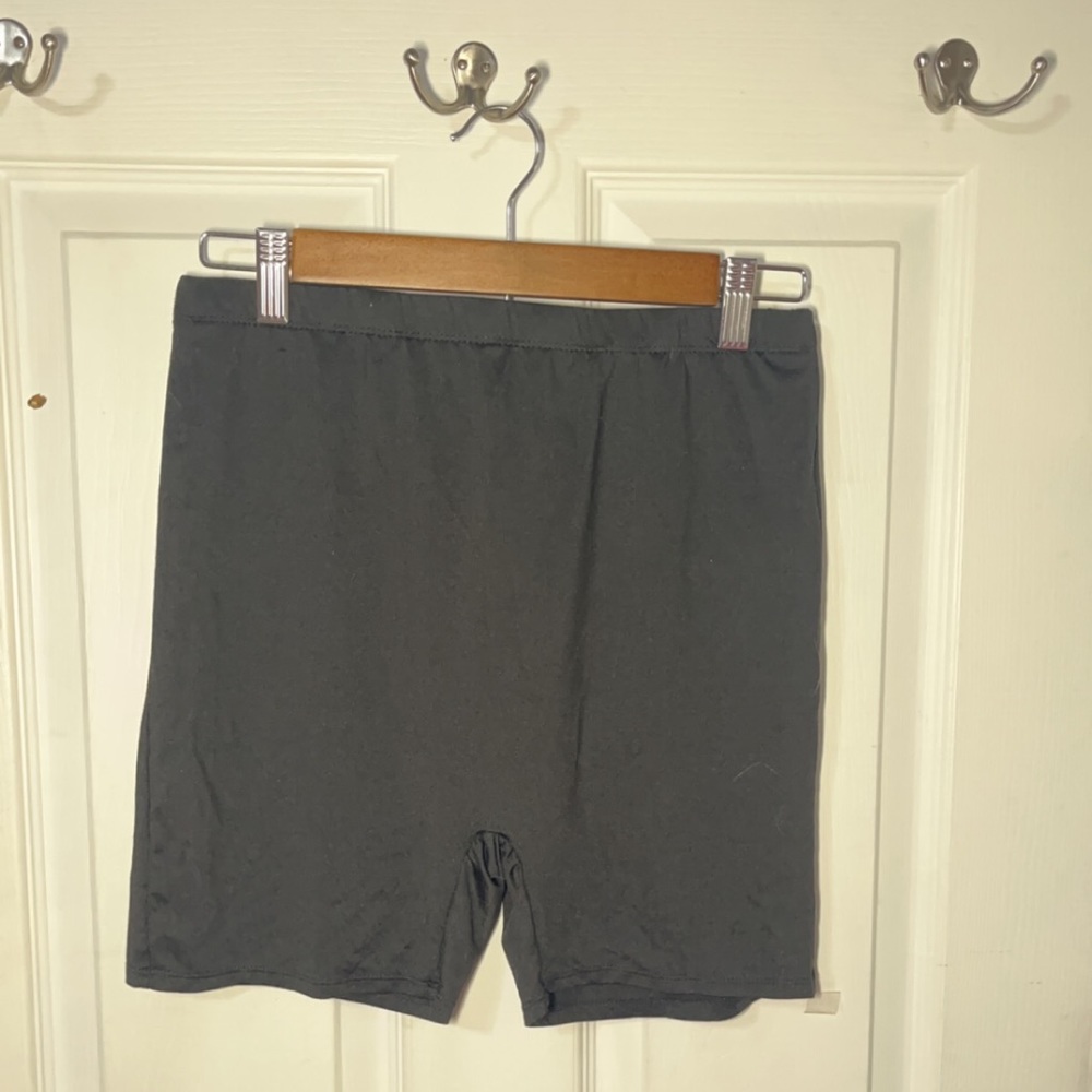 black biker shorts
